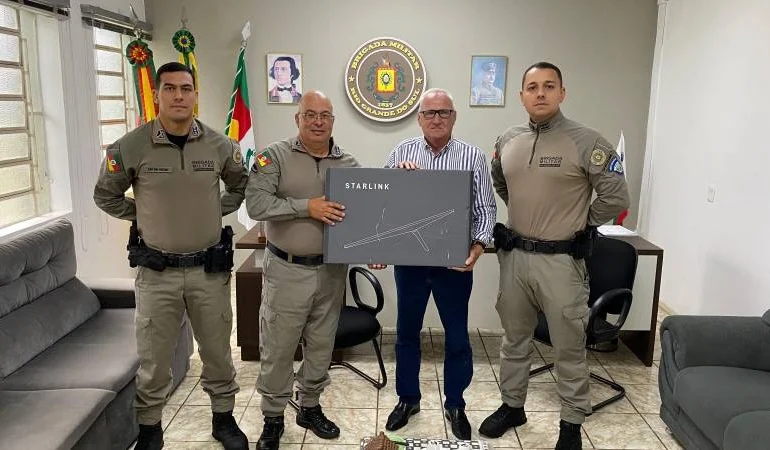 BM recebe doação de antena Starlink para a Patrulha Rural no município de Santo Ângelo