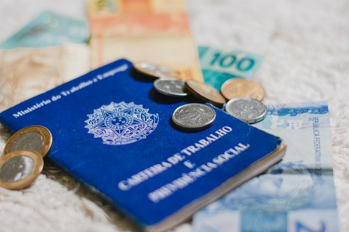 13º salário deve ser pago nesta sexta-feira