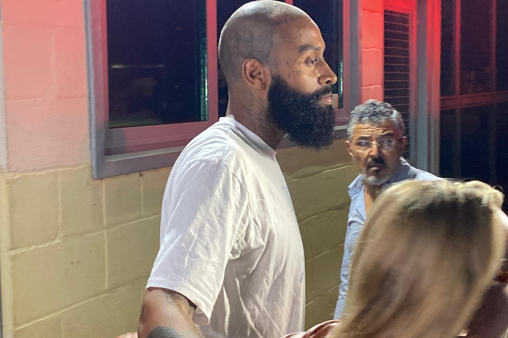 Nego Di deixa prisão após mais de 130 dias