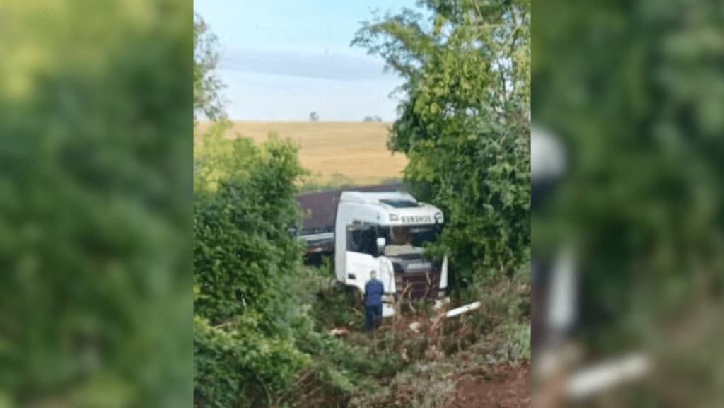 Motorista fica ferido em acidente de trânsito na ERS-168, em São Luiz Gonzaga