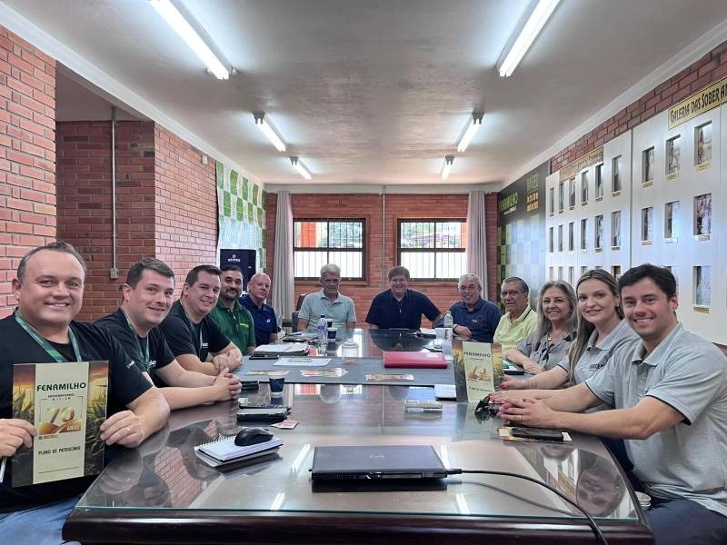 Diretoria da Fenamilho manteve encontro com empresários da Itaroqem e Fruki