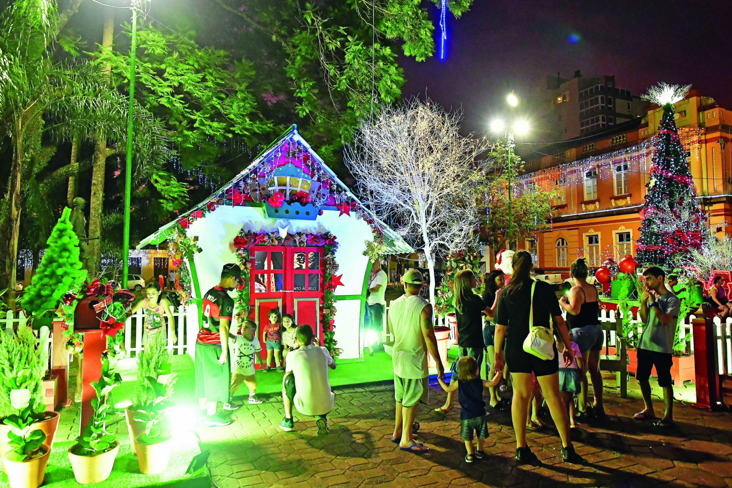 Encanto de Natal atrai a comunidade