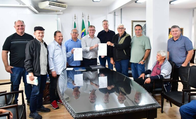 Assinada ordem de serviço para asfaltamento na Restinga Seca