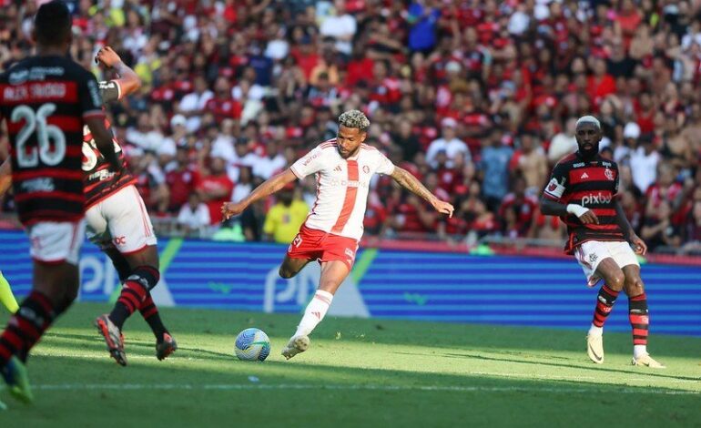 Inter perde para o Flamengo, acaba com sequência invicta e dá adeus à chance de título