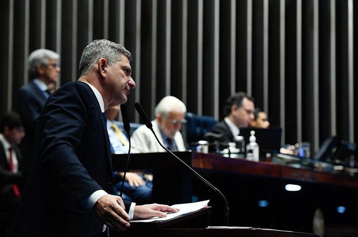 Novas regras sobre reajuste do salário mínimo e acesso ao BPC vão à sanção