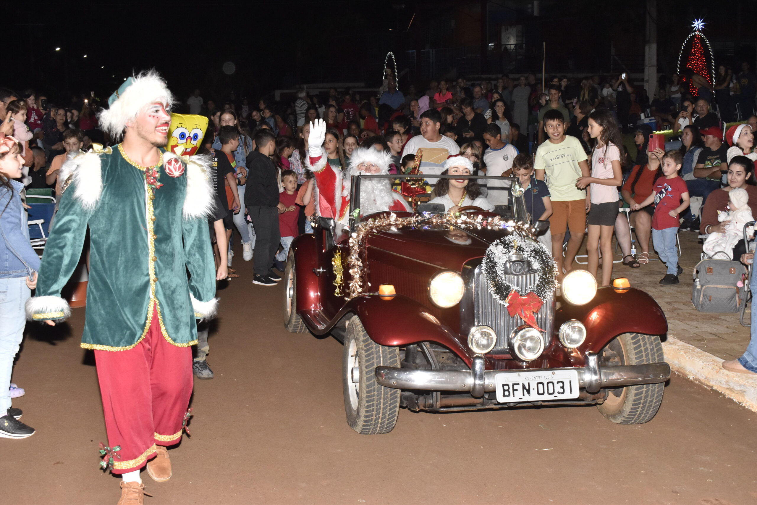 Natal Arcanjo reúne três mil pessoas com programação histórica