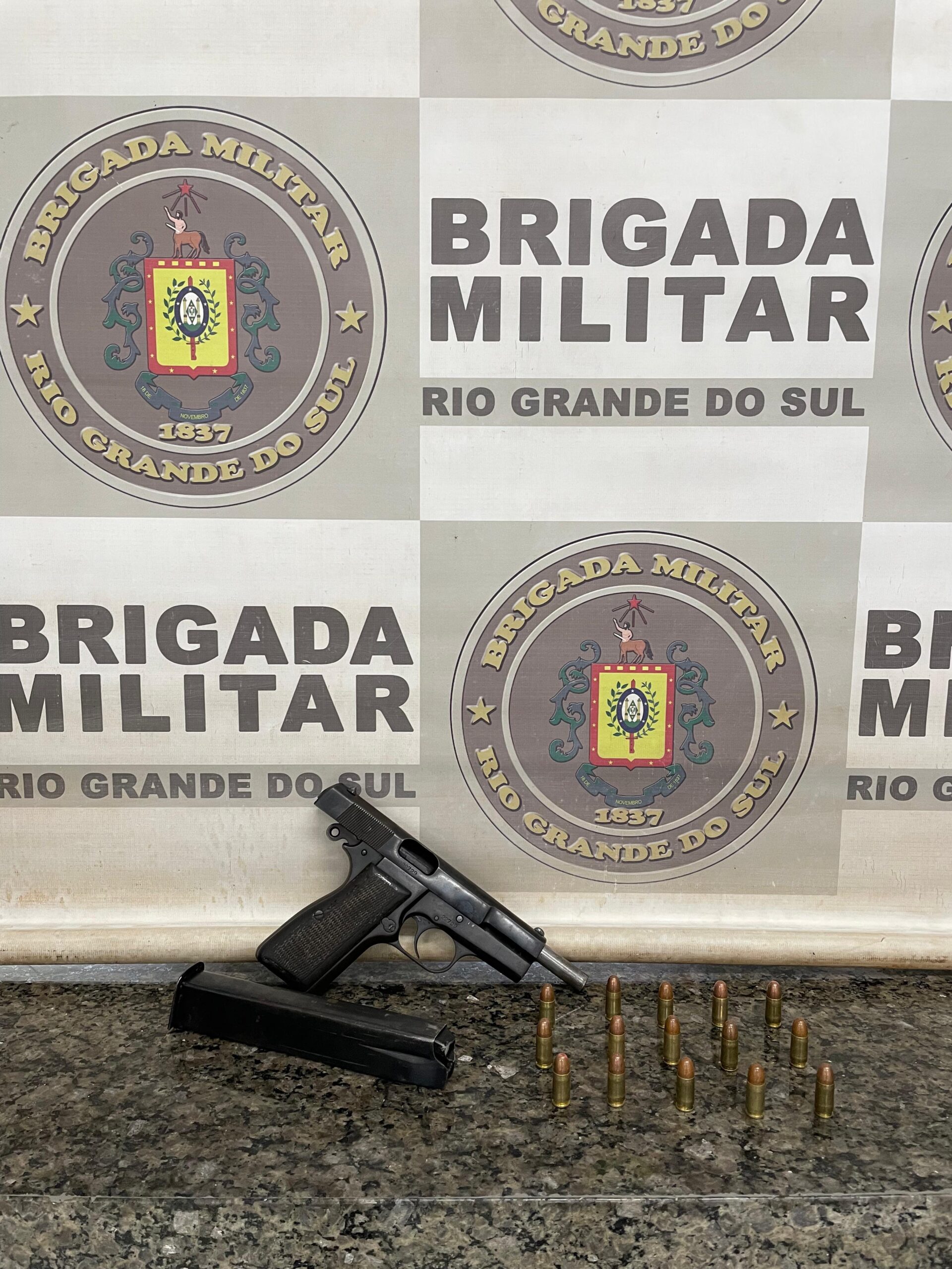 Força Tática efetua prisão por porte ilegal de arma de fogo em Santo Ângelo