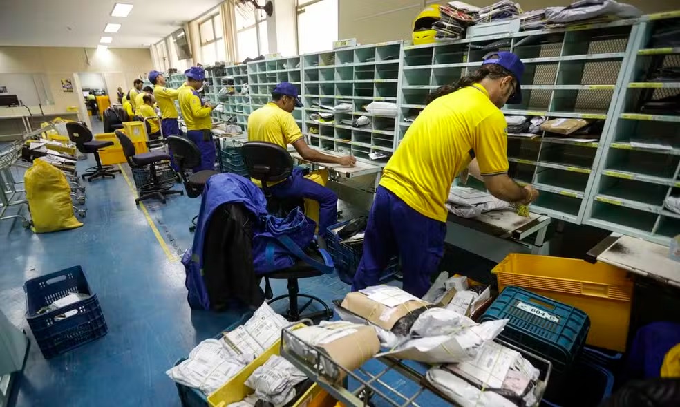 1 milhão de pessoas realizaram as provas do Concurso dos Correios no domingo