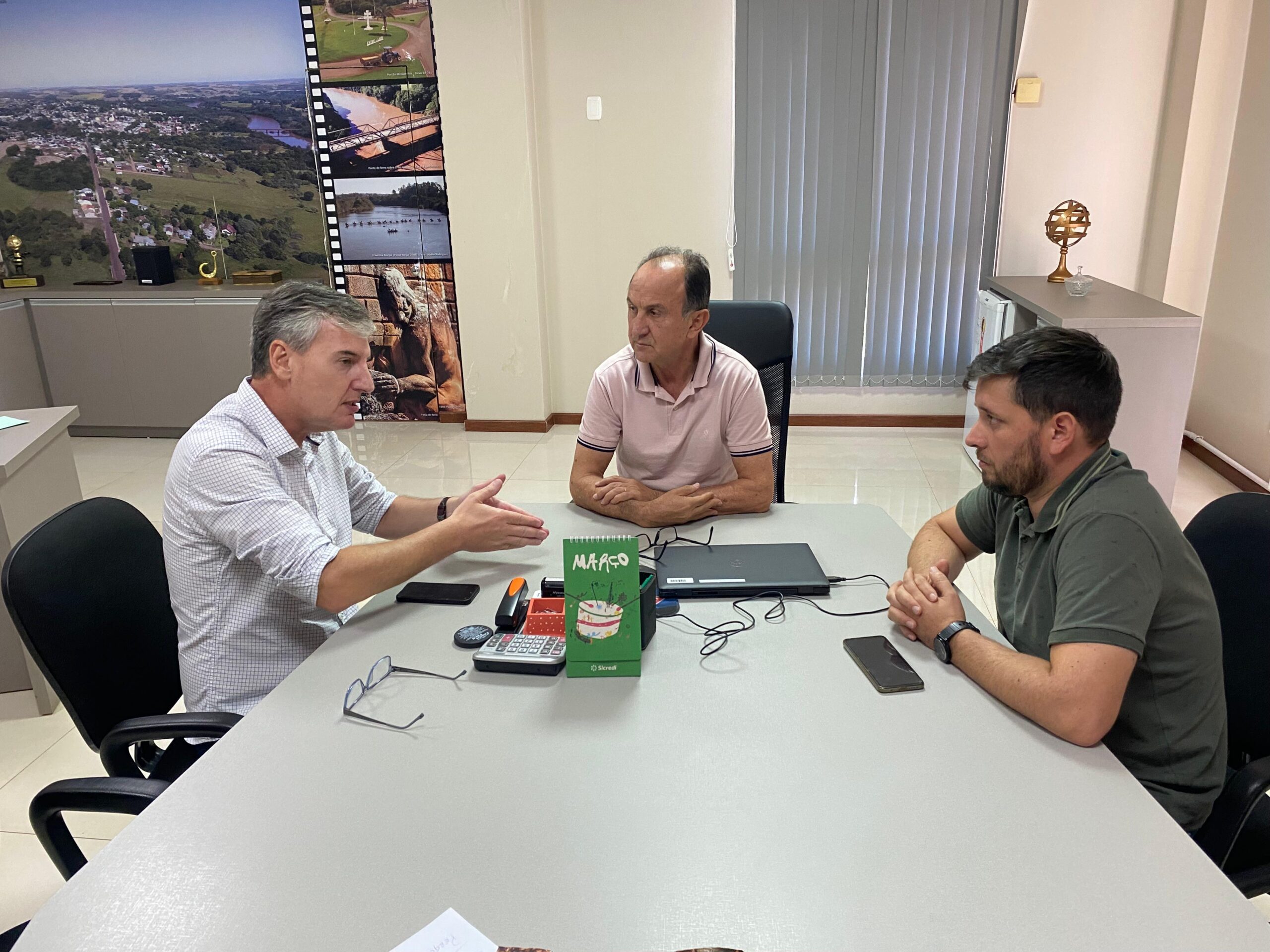 Nova ponte sobre Rio Ijuí deve contar com recursos do Fundo de Reconstrução do RS, defende Loureiro