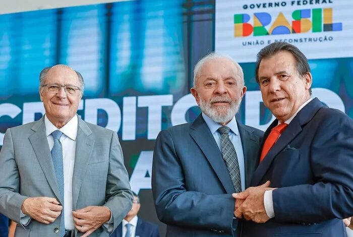 Governo federal lança programa de crédito consignado para CLT