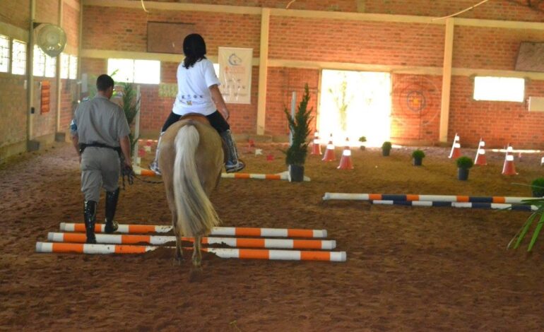 Centro Missioneiro de Equoterapia promove festival e mostra neste sábado