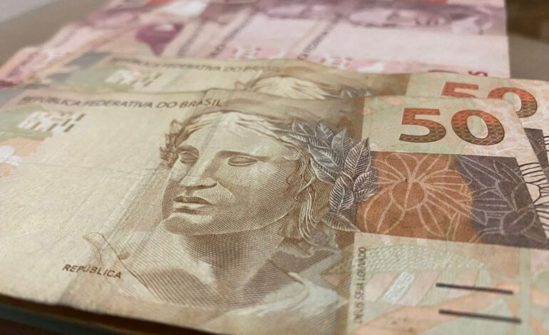 Copom eleva Selic a 14,25% ao ano