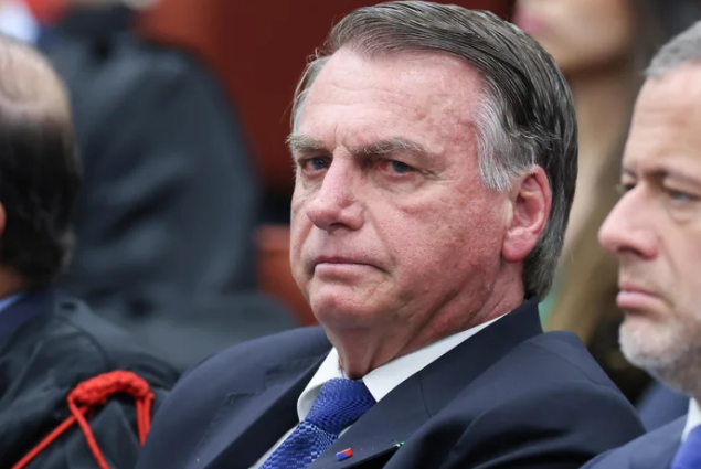 Bolsonaro e sete aliados podem se tornar réus nesta quarta-feira