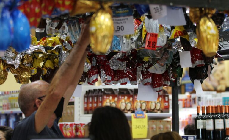 Pesquisa do Procon aponta diferença de preço entre ovo de Páscoa e barra de chocolate