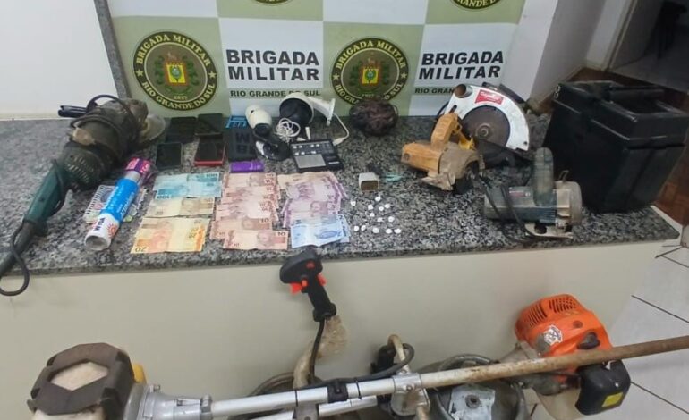 BM prende dois indivíduos por tráfico de drogas em Santo Ângelo