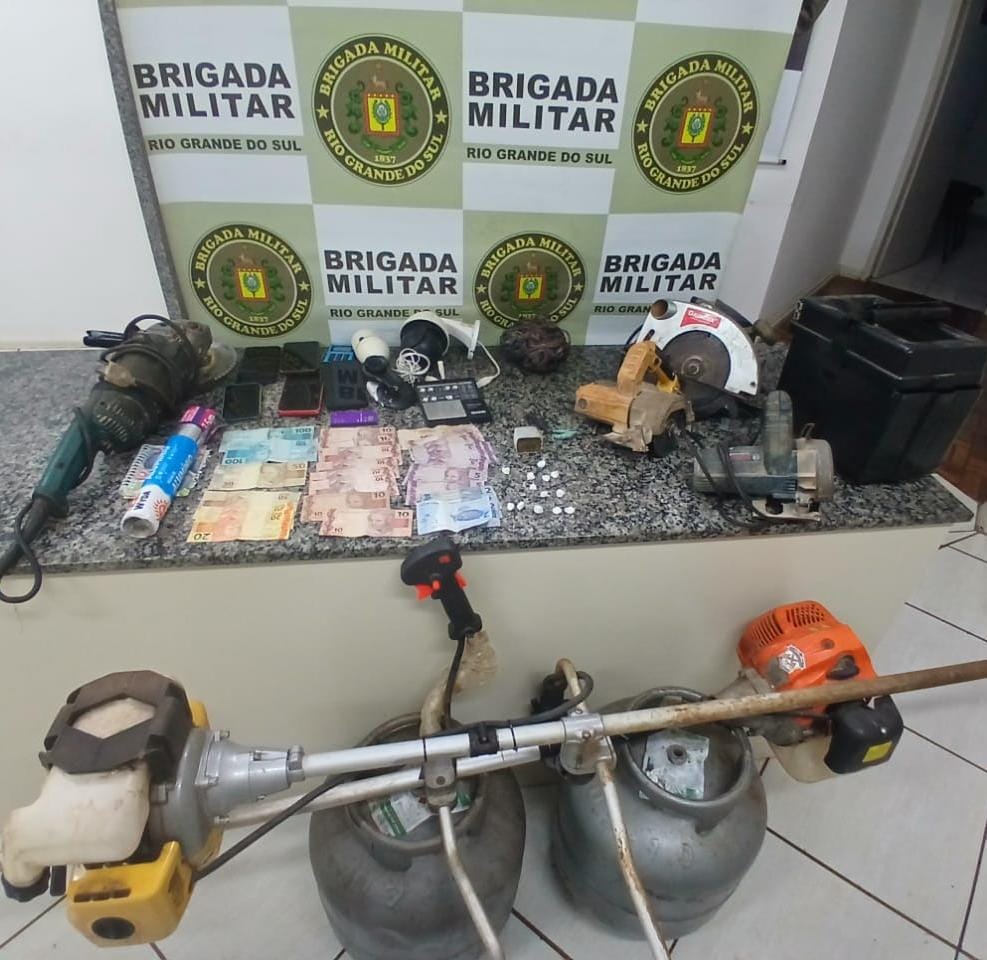 BM prende dois indivíduos por tráfico de drogas em Santo Ângelo