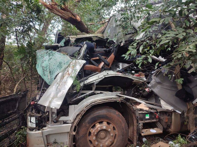 Motorista fica ferido após saída de pista na BR-285, em São Luiz Gonzaga