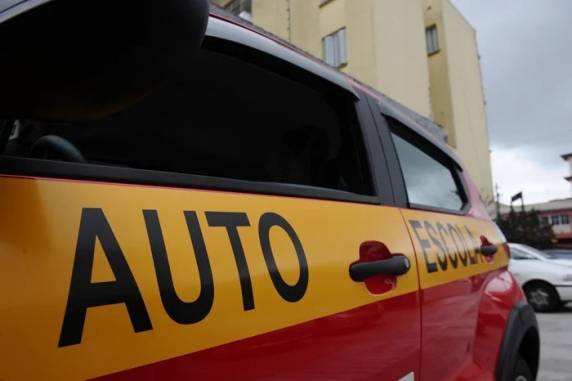 No primeiro dia de inscrições, programa CNH Social tem mais de 50 mil interessados