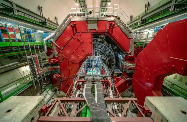 Físicos conseguem transformar chumbo em ouro durante experimento