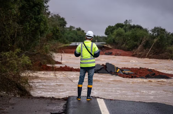 Desastres climáticos registram perdas de R$ 700 bilhões para cidades