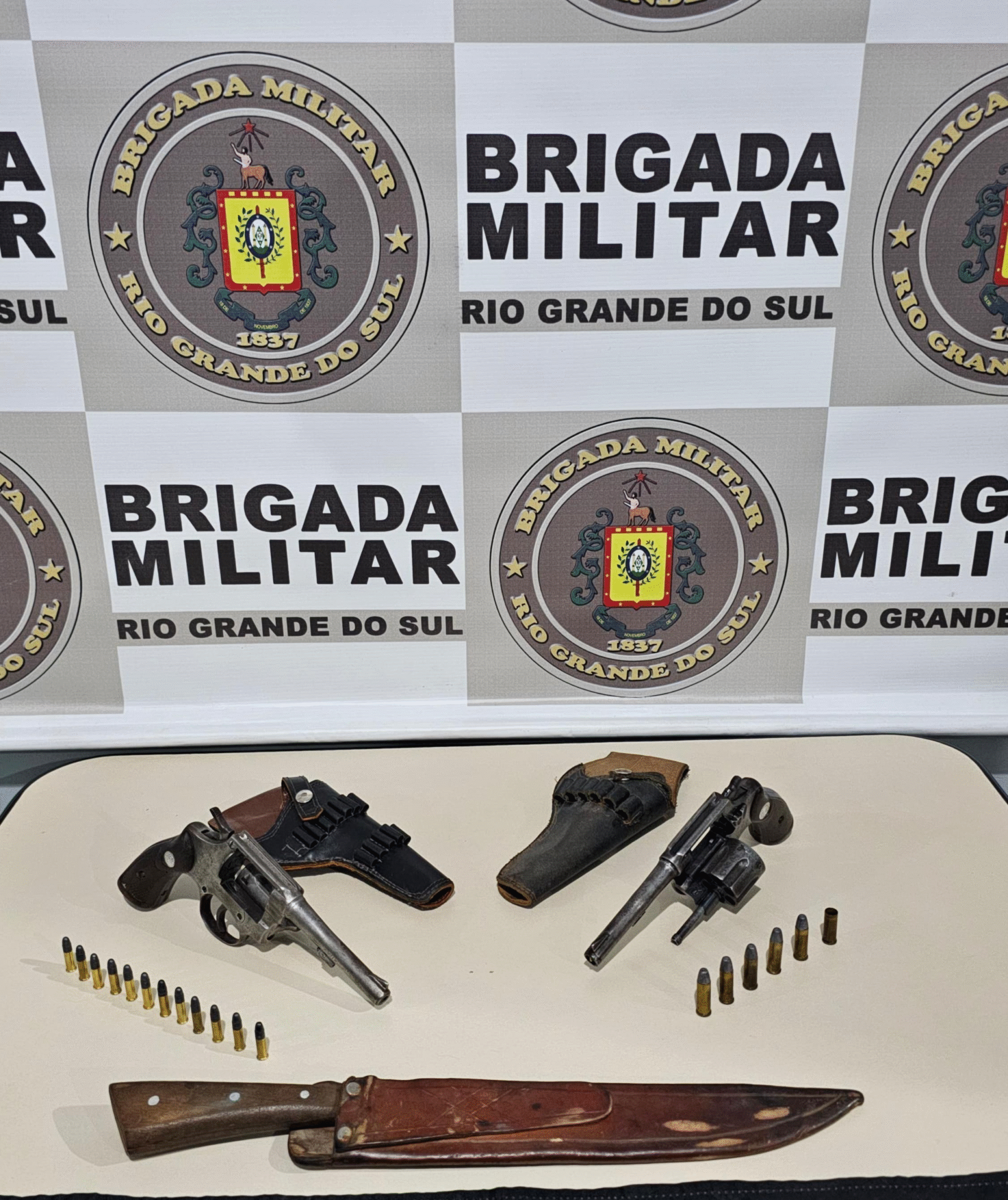 BM prende homem por porte ilegal de arma de fogo em Ijuí