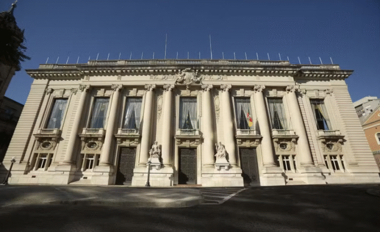 Governo do RS envia à Assembleia projeto que reajusta salário mínimo regional em 8%