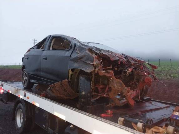 Motorista fica ferido em capotamento na RSC-377 entre Cruz Alta e Ibirubá