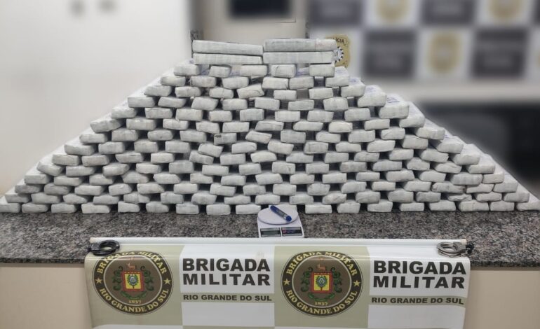 Mulher é presa com mais de 129 kg de maconha, em Santo Ângelo