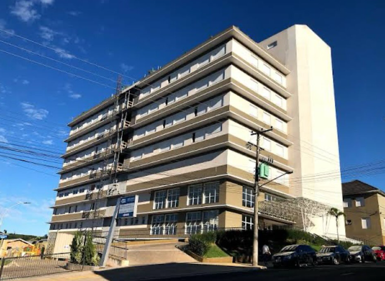 Paciente morre após queda do sétimo andar do Hospital Vida & Saúde, em Santa Rosa