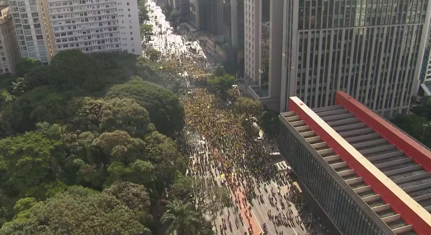 Bolsonaro participa de ato na Avenida Paulista
