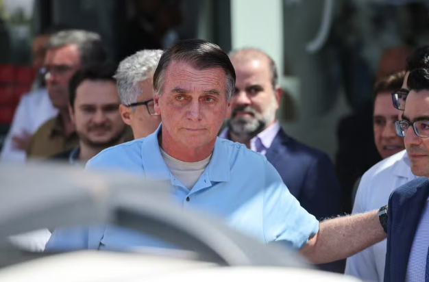 Moraes marca interrogatório de Bolsonaro para próxima semana