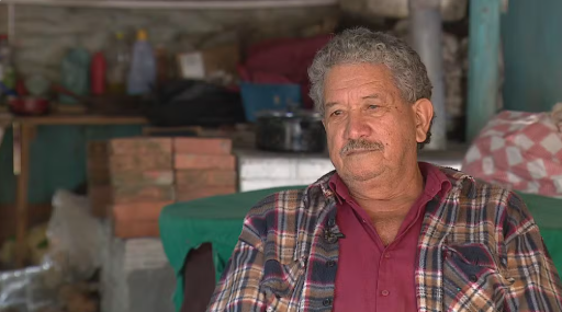 Santo-angelense vítima de telemarketing precisa da ajuda do filho e de amigos para sobreviver