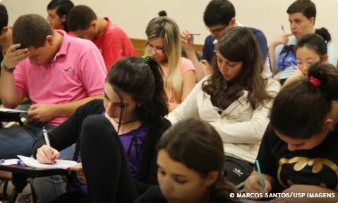Inscrições para concorrer às bolsas do Prouni começam nesta segunda-feira