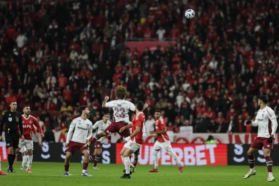 Inter perde para o Fluminense e larga em desvantagem nas oitavas da Copa do Brasil