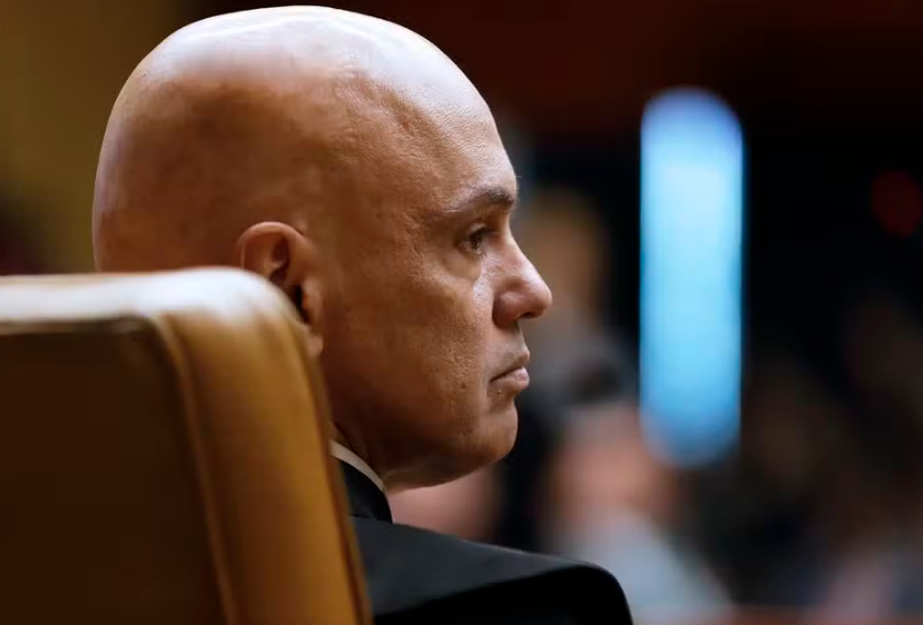 Secretário de Trump anuncia revogação do visto americano de Alexandre de Moraes e de ‘seus aliados no tribunal’