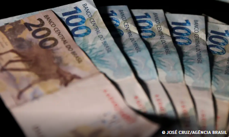 Lucro do FGTS em 2024 será de R$ 12,9 bilhões para trabalhadores