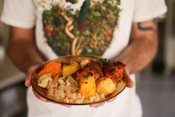 Brasil sai novamente do Mapa da Fome, aponta relatório da ONU