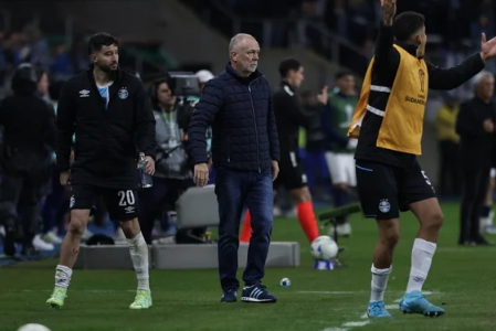 Grêmio enfrenta Fortaleza na Arena pela 14ª rodada do Brasileirão