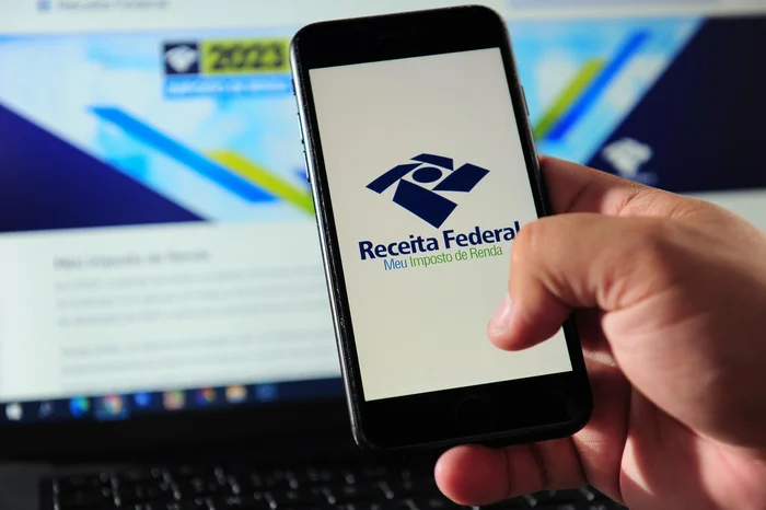 Terceiro lote da restituição do IR 2025 começa a ser pago nesta quinta-feira