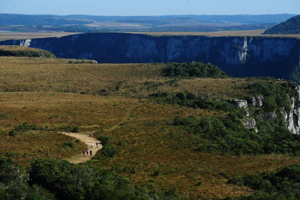 Criança cai do Cânion Fortaleza, em Cambará do Sul