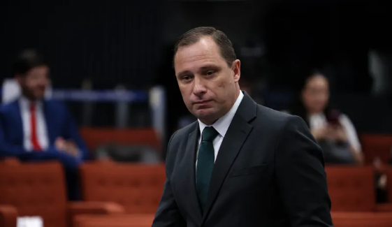 Cid reafirma que Bolsonaro leu minuta golpista durante reunião