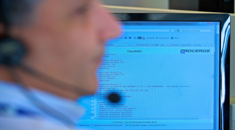 Procergs abre concurso público com 62 vagas e salários de até R$ 13 mil