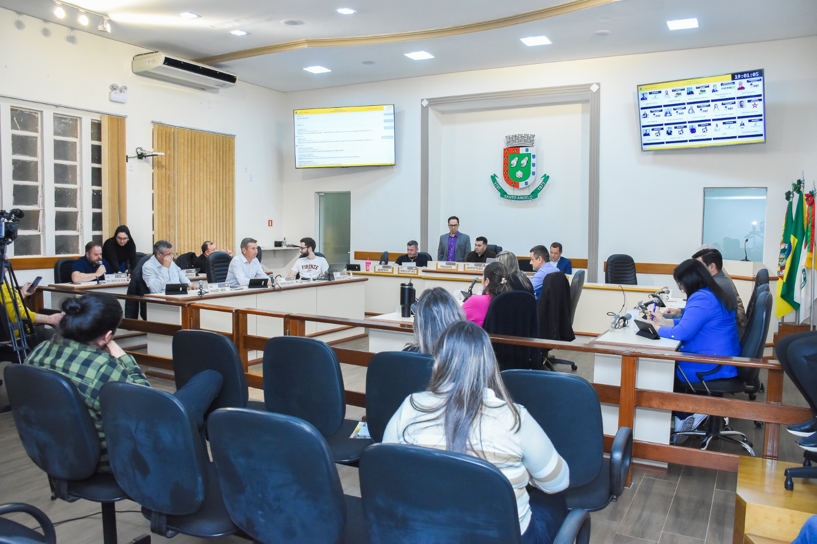 Vereadores aprovam repasse de R$ 900 mil para obras no Teatro Municipal