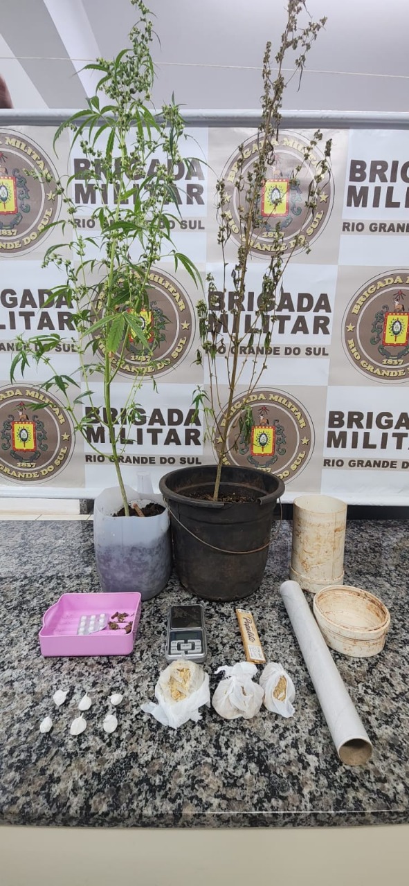 BM apreende adolescente por ato infracional análogo ao tráfico de drogas em Santo Ângelo