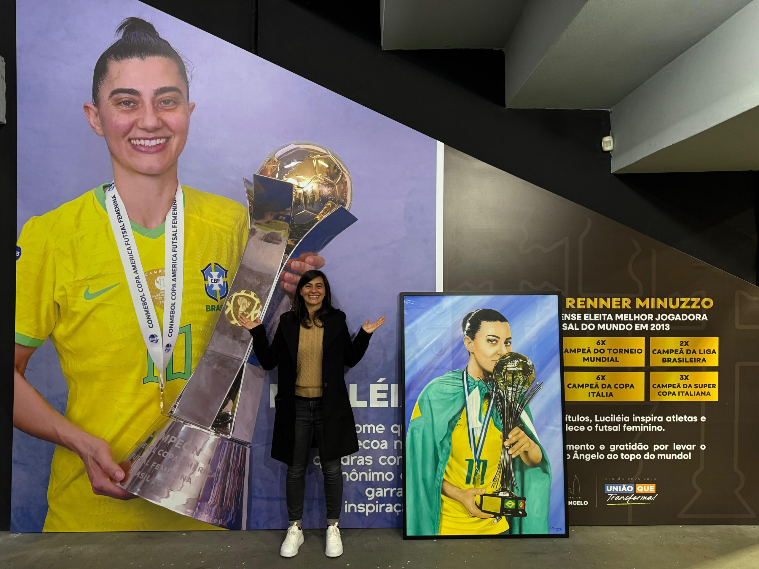 Santo Ângelo presta homenagem, à craque mundial do futsal, Luciléia Minuzzo
