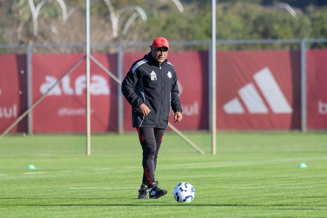 Inter e Flamengo duelam no Beira-Rio pelo Brasileirão