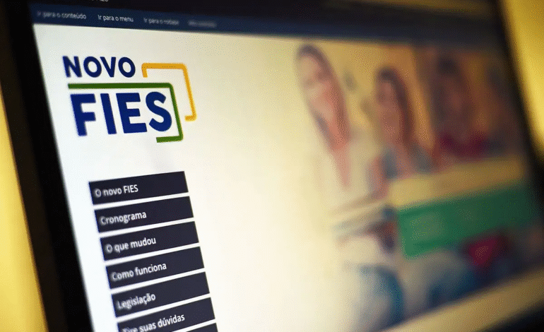 Pré-selecionados no Fies devem concluir inscrição hoje