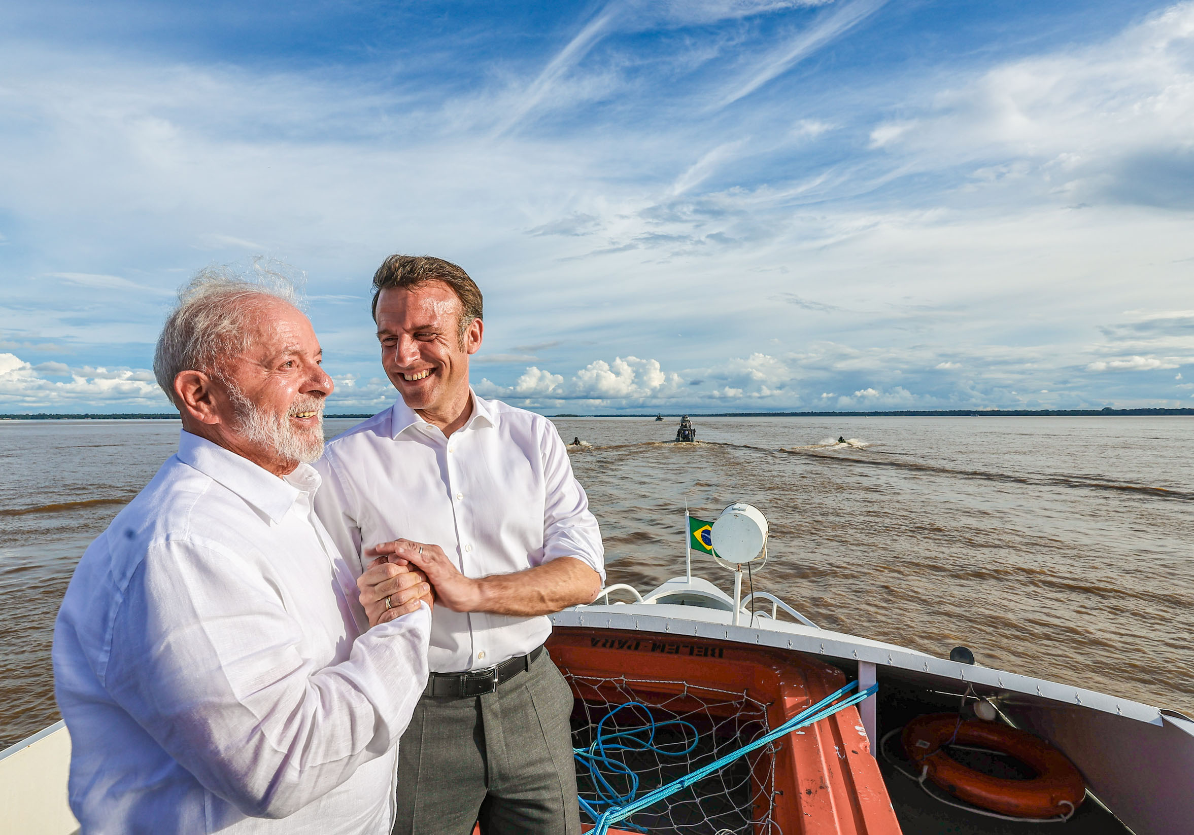 Lula e Macron se comprometem a mais diálogo para acordo Mercosul-UE