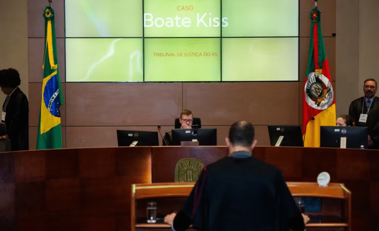 Desembargadores determinam redução de pena dos quatro condenados pelo incêndio da Kiss