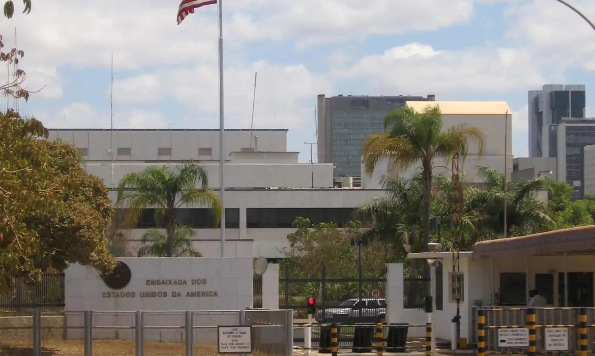 Itamaraty convoca chefe da embaixada dos EUA após ameaça ao judiciário